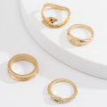 Anel de combinação de olho de diamante de 4 peças, simples conjunto de anel de elementos em forma de cobra